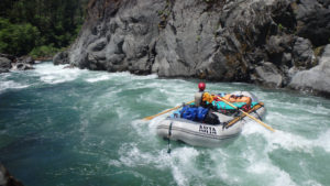 Entering green wall rapid whitewater rafting illinois river arta river trips