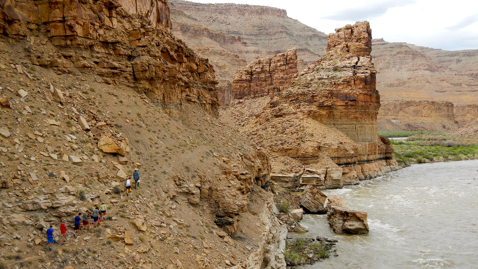 Junior Whitewater School students on a hike on the Green River through Desolations Canyon