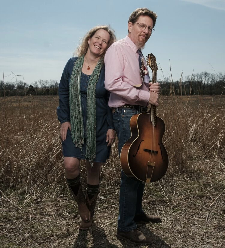 rb2 John Craigie - brings his music to the Rogue River